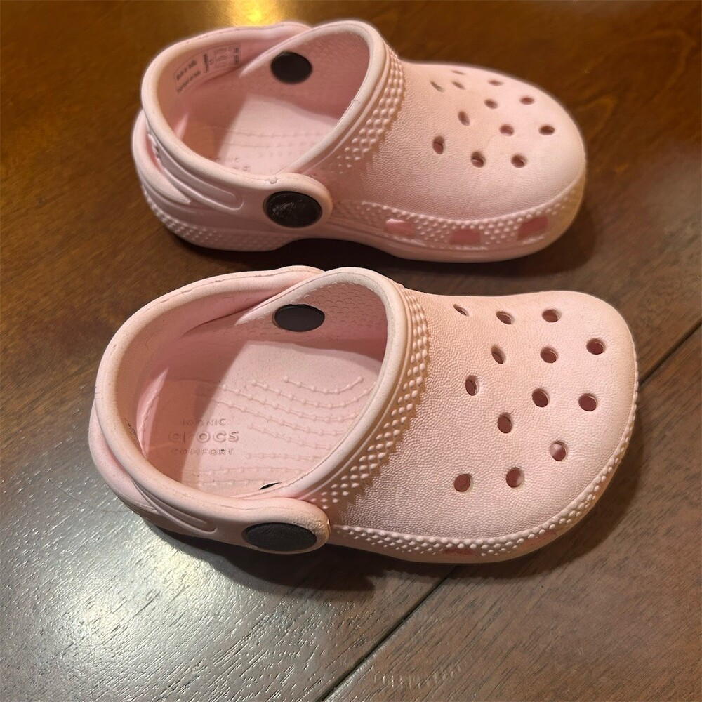 Crocs Classic Littles Clog Girls Toddler Shoes Light Pink Size C5